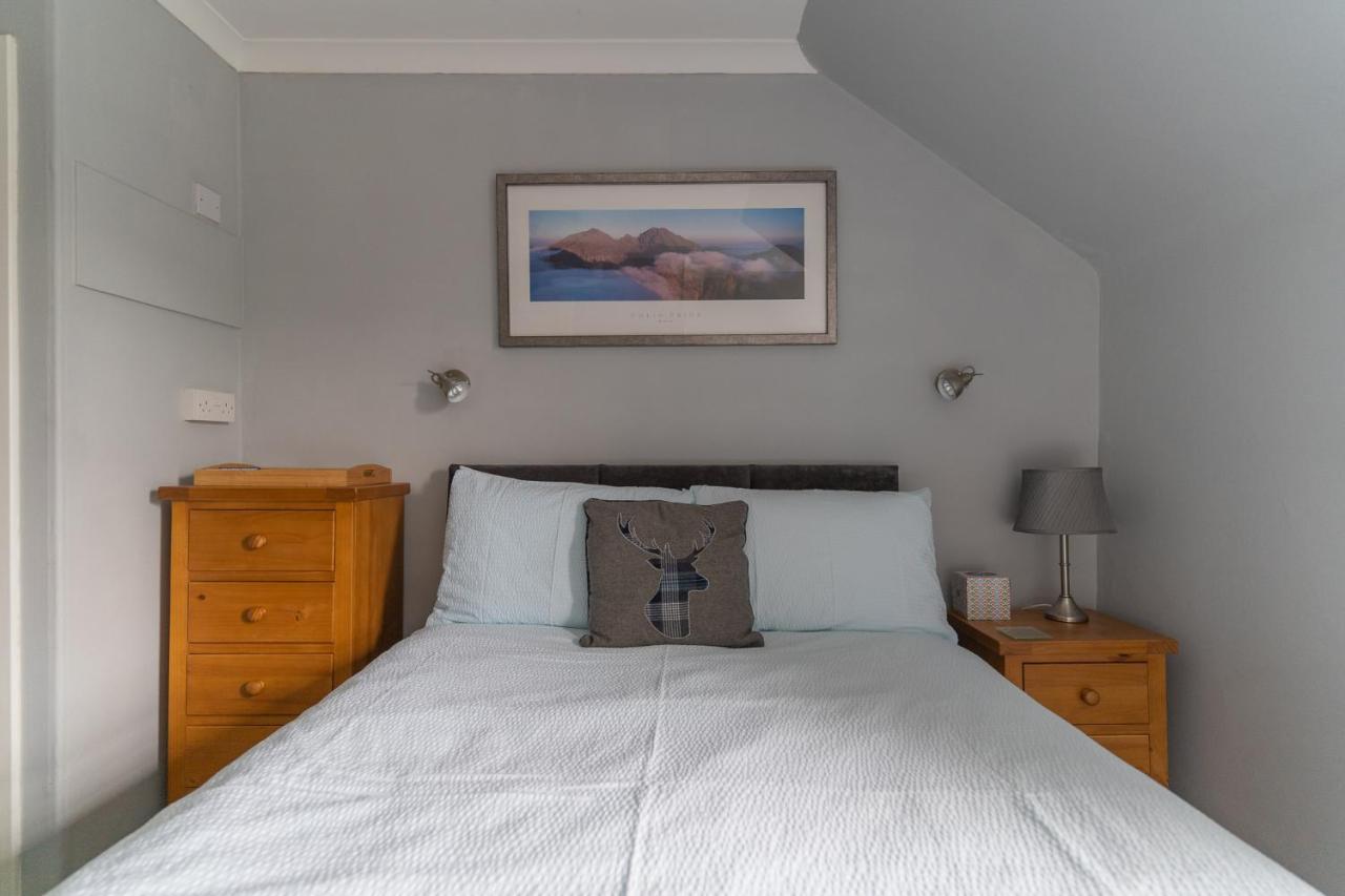 Firtree Bed And Breakfast At Galvelbeg House Crieff Kültér fotó