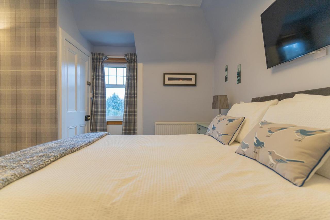 Firtree Bed And Breakfast At Galvelbeg House Crieff Kültér fotó