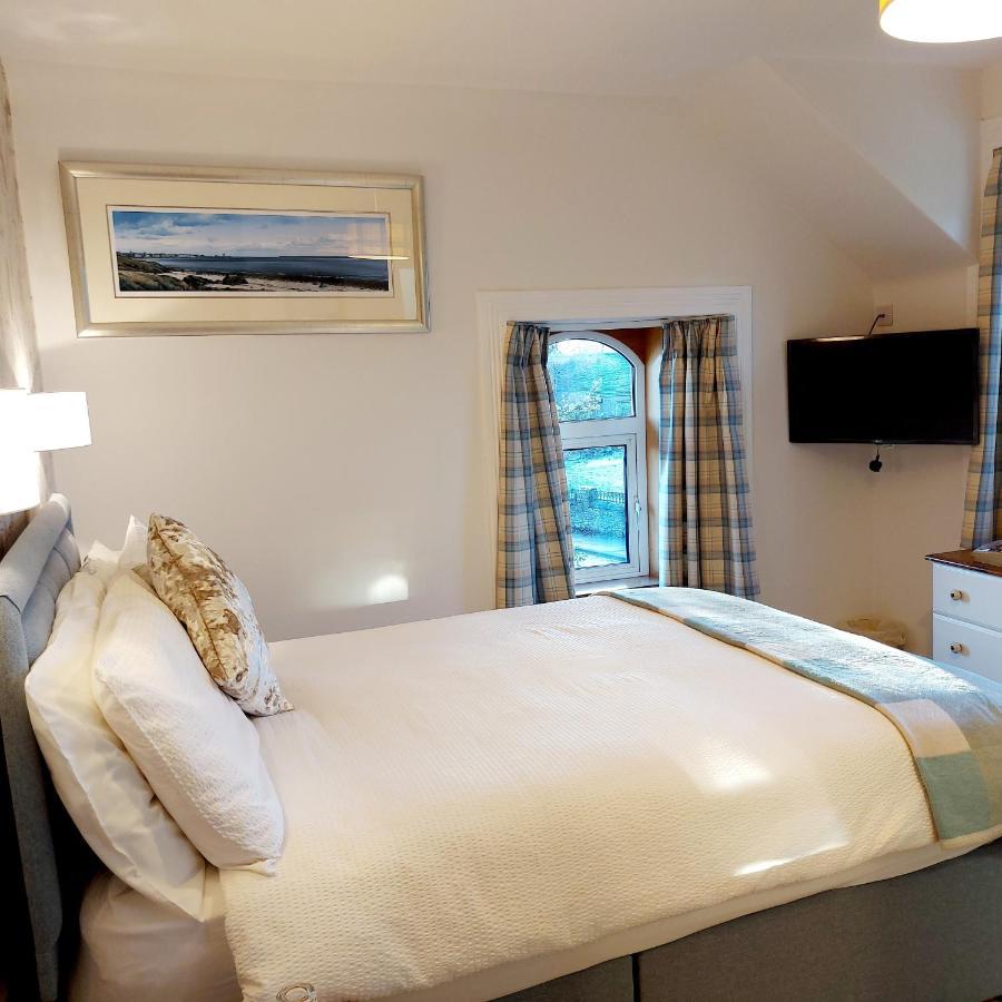 Firtree Bed And Breakfast At Galvelbeg House Crieff Kültér fotó